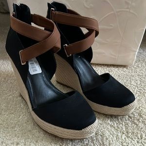 BCBG Wedges